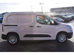 Toyota Proace  1.5 100 D-4D Fourgon Medium Business occasion - Photo 4