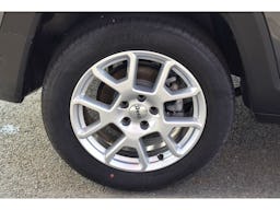 Jeep Renegade 1.5 Turbo T4 130 ch BVR7 e-Hybrid Altitude occasion - Photo 38