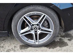 Mercedes Benz Classe A 200 7G-DCT AMG Line occasion - Photo 37