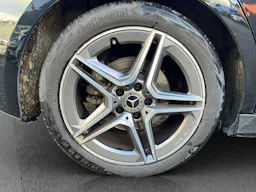 Mercedes Benz Classe A 200 7G-DCT AMG Line occasion - Photo 4