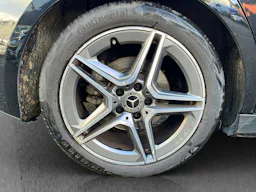 Mercedes Benz Classe A  200 7G-DCT AMG Line occasion - Photo 4