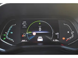 Renault Clio E-Tech 140 - 21 Business occasion - Photo 8