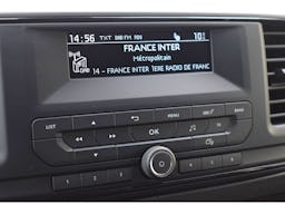 Toyota Proace  1.5 120 D-4D FOURGON Medium Dynamic occasion - Photo 11