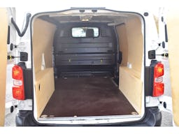 Toyota Proace 1.5 120 D-4D FOURGON Medium Dynamic occasion - Photo 9