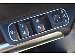 Mercedes Benz Classe GLA 200 7G-DCT Progressive Line occasion - Photo 10