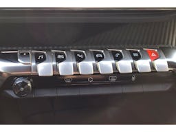 Peugeot 3008 Hybrid 180 e-EAT8 Active Pack occasion - Photo 13