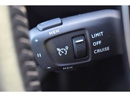 Peugeot 3008 Hybrid 180 e-EAT8 Active Pack occasion - Photo 27