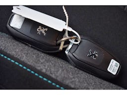 Peugeot 3008 Hybrid 180 e-EAT8 Active Pack occasion - Photo 34