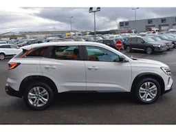 Renault Austral E-Tech hybrid 200 Evolution occasion - Photo 4