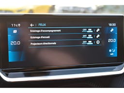 Peugeot 2008  BlueHDi 100 S&S BVM6 GT Line occasion - Photo 31