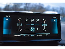 Peugeot 3008 BlueHDi 130ch S&S EAT8 GT occasion - Photo 27