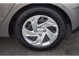 Hyundai i20 1.0 T-GDi 100 Hybrid 48V Business occasion - Photo 34