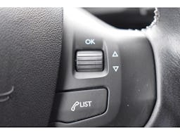 Peugeot 208 PureTech 110ch S&S BVM6 Allure Business occasion - Photo 22