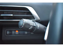 Peugeot 3008  Hybrid 225 e-EAT8 Allure Pack occasion - Photo 25