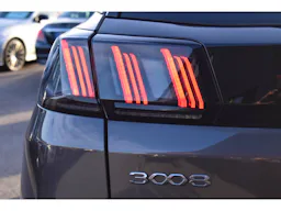 Peugeot 3008 Hybrid4 300 e-EAT8 GT Pack occasion - Photo 48