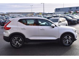 Volvo XC40  T4 Recharge 129+82 ch DCT7 Inscription occasion - Photo 4