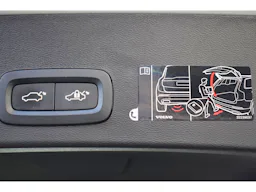 Volvo XC40 T4 Recharge 129+82 ch DCT7 Inscription occasion - Photo 10
