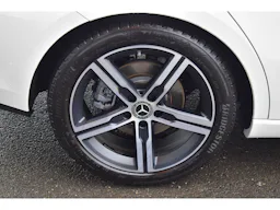 Mercedes Benz Classe CLA 200 7G-DCT Progressive Line occasion - Photo 36