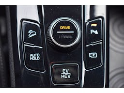 Kia Sportage 1.6 T-GDi 265ch ISG Hybride Rechargeable BVA6 4x4 GT Line Premium occasion - Photo 35