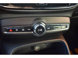 Volvo XC40  T4 Recharge 129+82 ch DCT7 Start occasion - Photo 30