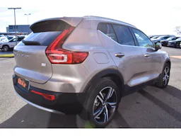 Volvo XC40  T4 Recharge 129+82 ch DCT7 Start occasion - Photo 2