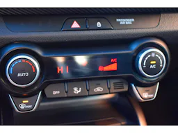 Kia Stonic 1.0 T-GDi 100 ch BVM6 GT Line occasion - Photo 16