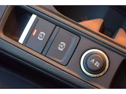 Audi Q3  45 TFSIe 245 ch S tronic 6 Business Executive occasion - Photo 34