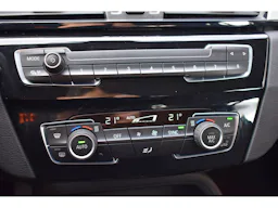 BMW X1 xDrive 25e 220 ch BVA6 F48 LCI Business Design occasion - Photo 25