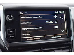 Peugeot 2008  PureTech 110ch S&S EAT6 Signature occasion - Photo 28