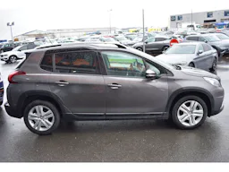 Peugeot 2008 PureTech 110ch S&S EAT6 Signature occasion - Photo 4