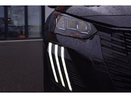 Peugeot e-208  50 kWh 136ch E-Style occasion - Photo 42