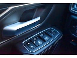 Dodge RAM SPORT NIGHT EDITION 395cv 5.7 HEMI occasion - Photo 17