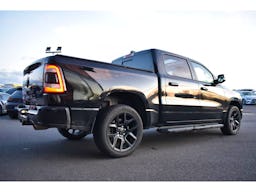 Dodge RAM SPORT NIGHT EDITION 395cv 5.7 HEMI occasion - Photo 2