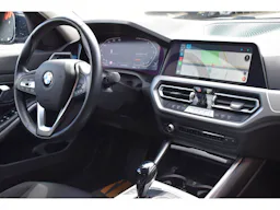 BMW Série 3  318i Lounge BVA occasion - Photo 6