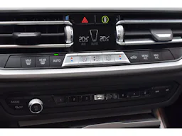 BMW Série 3 318i Lounge BVA occasion - Photo 13