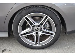 Mercedes Benz Classe CLA 200 7G-DCT AMG Line occasion - Photo 37