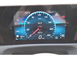 Mercedes Benz Classe CLA  200 7G-DCT AMG Line occasion - Photo 8