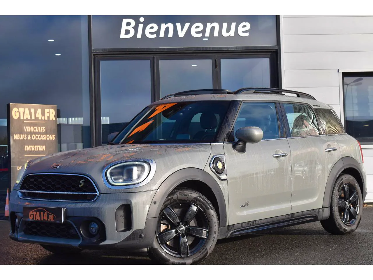 Mini Countryman 125 - 95 ch ALL4 BVA6 Cooper SE Essential occasion