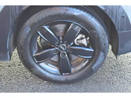 Mini Countryman 125 - 95 ch ALL4 BVA6 Cooper SE Essential occasion - Photo 37
