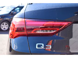 Audi Q3  45 TFSIe 245 ch S tronic 6 Business line occasion - Photo 40