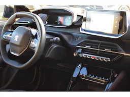 Peugeot e-2008  136 ch Allure Pack occasion - Photo 6