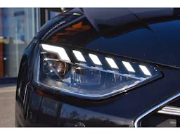 Audi A4 Avant 30 TDI 136 S tronic 7 Business Line occasion - Photo 40