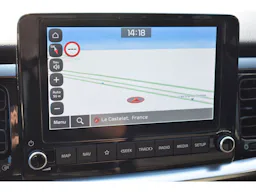 Kia Stonic  1.0 T-GDI MHEV 120 GT Line Premium occasion - Photo 27