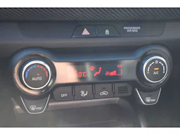 Kia Stonic  1.0 T-GDi 120 ch MHEV BVM6 GT Line occasion - Photo 13