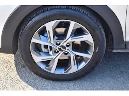 Kia Stonic  1.0 T-GDi 120 ch MHEV BVM6 GT Line occasion - Photo 16