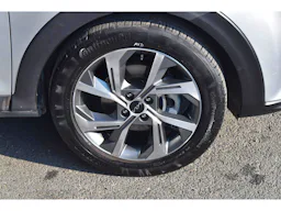 Kia Stonic  1.0 T-GDi 120 ch MHEV BVM6 GT Line occasion - Photo 32