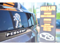 Peugeot 3008 Hybrid 225 e-EAT8 Allure Pack occasion - Photo 19