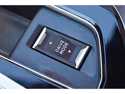 Peugeot 3008 Hybrid 225 e-EAT8 Allure Pack occasion - Photo 37