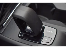 Volvo XC40 T4 RECHARGE 129 + 82 CH INSCRIPTION BUSINESS DCT 7 occasion - Photo 33