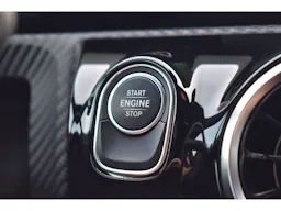 Mercedes Benz Classe A 250 e 8G-DCT Style Line occasion - Photo 28